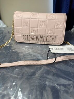 STEVE MADDEN
